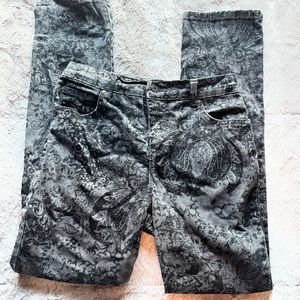 ･ ｡ﾟ☆: *.Beautiful Printed Jeans.* :☆ﾟ.